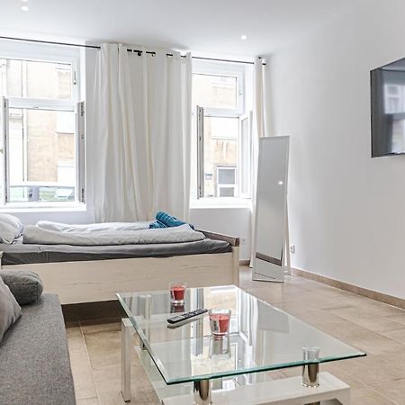 9 Min From City Center - Lovely Studio Near U1 Reumannplatz ウィーン エクステリア 写真