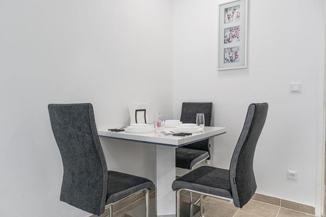 9 Min From City Center - Lovely Studio Near U1 Reumannplatz ウィーン エクステリア 写真